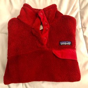 Red Patagonia Pullover